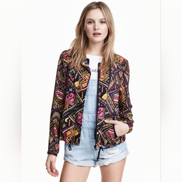 NWOT H&M🖤Coachella lightweight vibrant pattern bomber style jacket size 38 - Picture 2 of 7